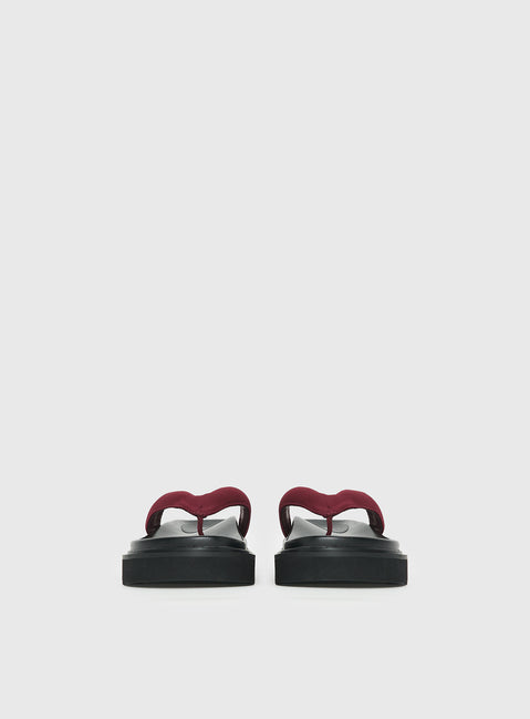 Therapy Vacay Flats Bordeaux
