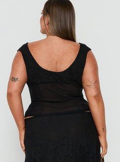 Quani Lace Top Black Curve