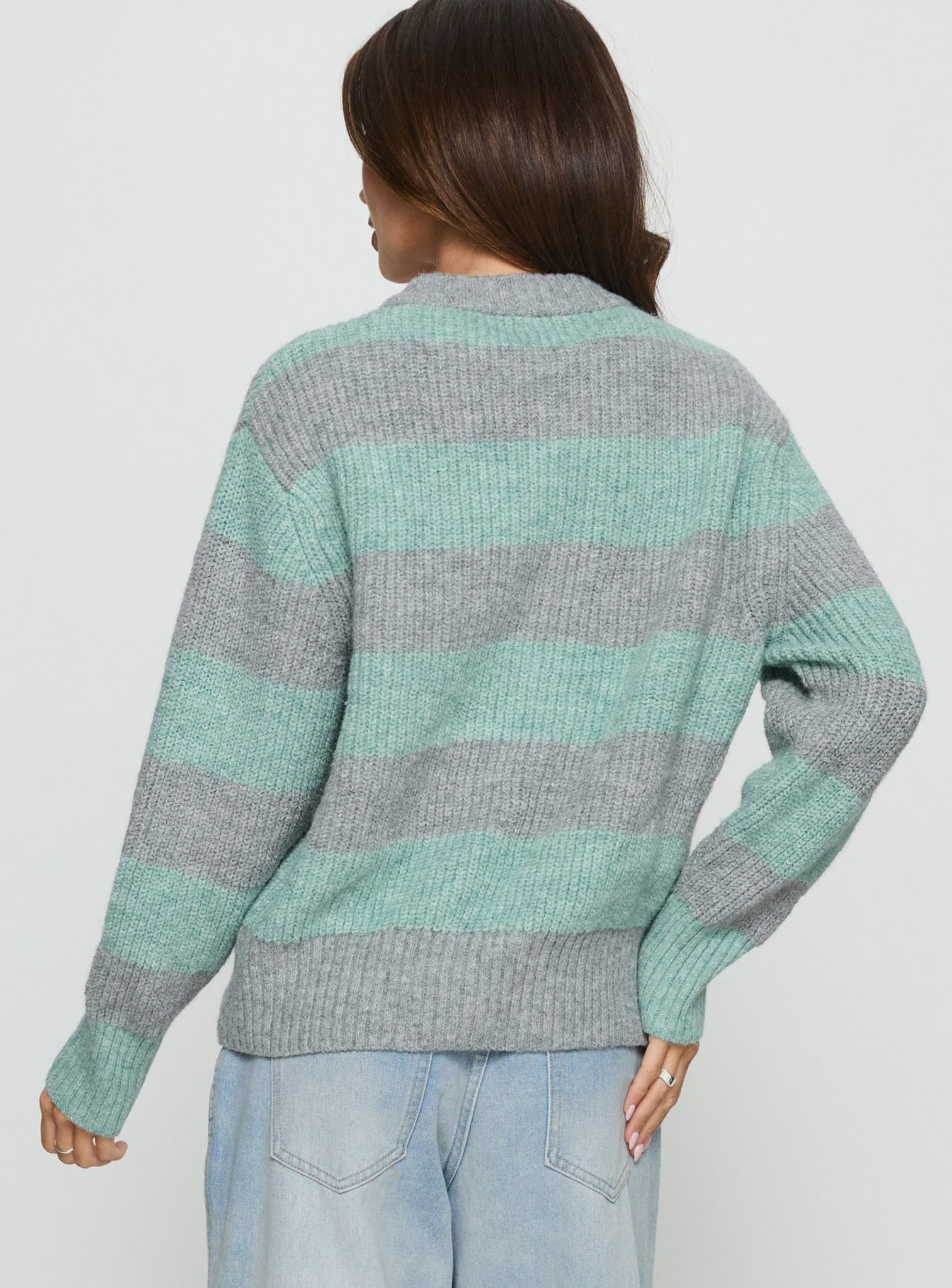 back view of model wearing Princess Polly Queena Zip Through Knit Sweater Grey / Blue Stripe Cropped Jumpers 