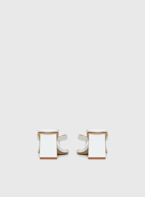 The Mona Heels White