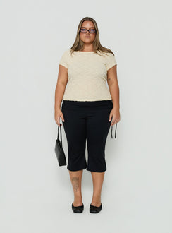 Rowann Textured Top Butter Yellow Curve