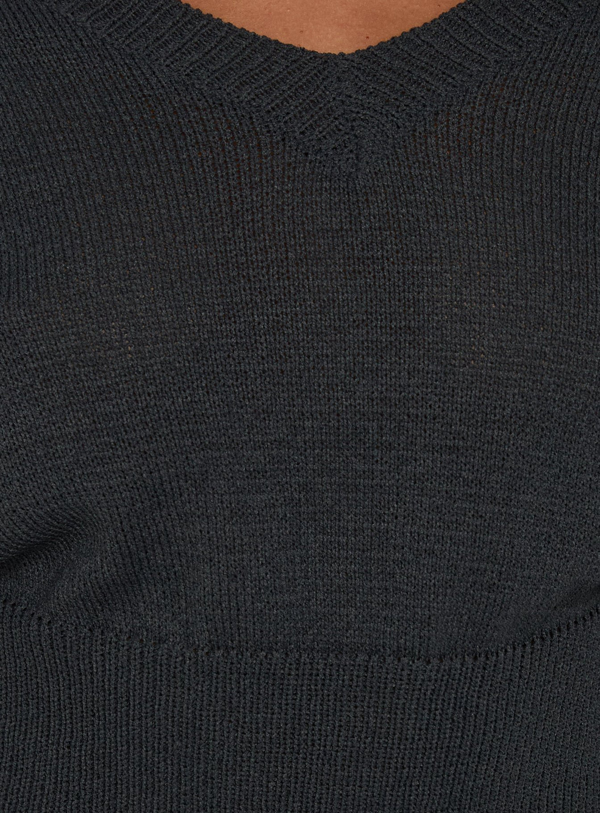 Elsari Cinched Waist V Neck Knit Sweater Charcoal