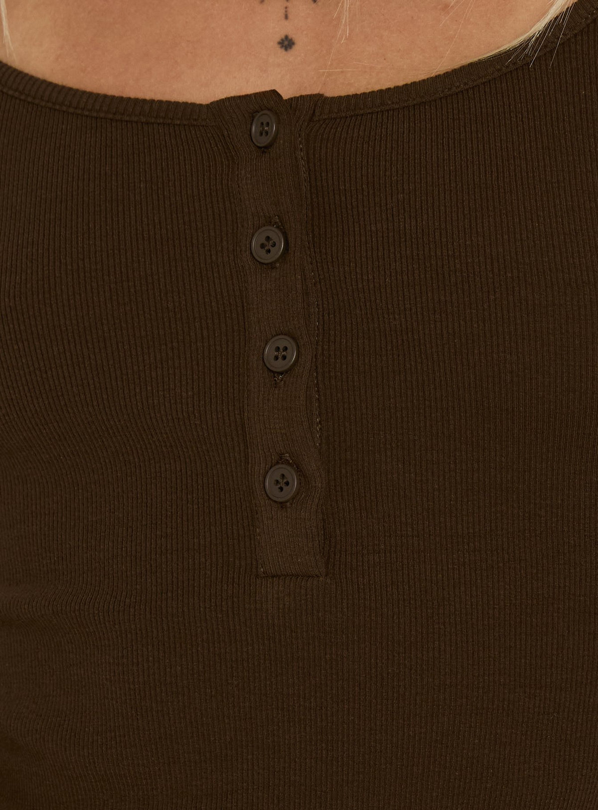 Keslie Long Sleeve Henley Top Espresso