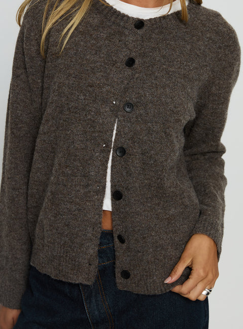 Highlighting button closure on the Better Than Fiction Cardigan Mocha womens-jumpers with short oversized design product Princess Polly