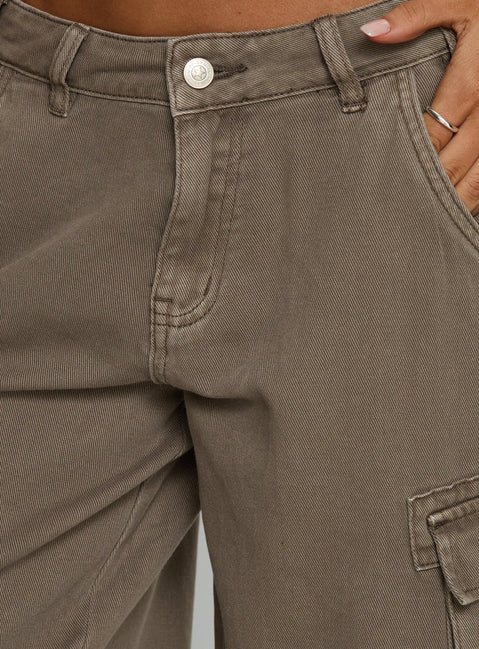 Hudsen Longline Cargo Shorts Khaki Petite