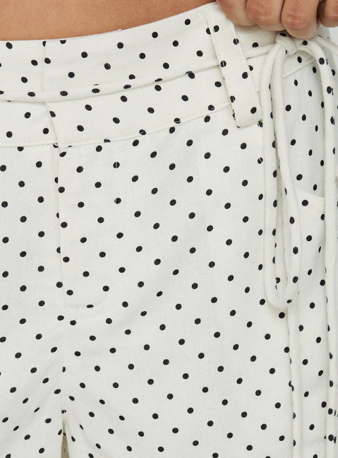 Lylie Linen Blend Tie Side Micro Shorts Cream Polka Dot