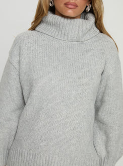 back view of model wearing Princess Polly Let Love In Knit Sweater Grey Longline Jumpers 