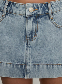 product Princess Polly Warna Low Rise Denim Mini Skirt Light Blue Wash Mini Skirts 