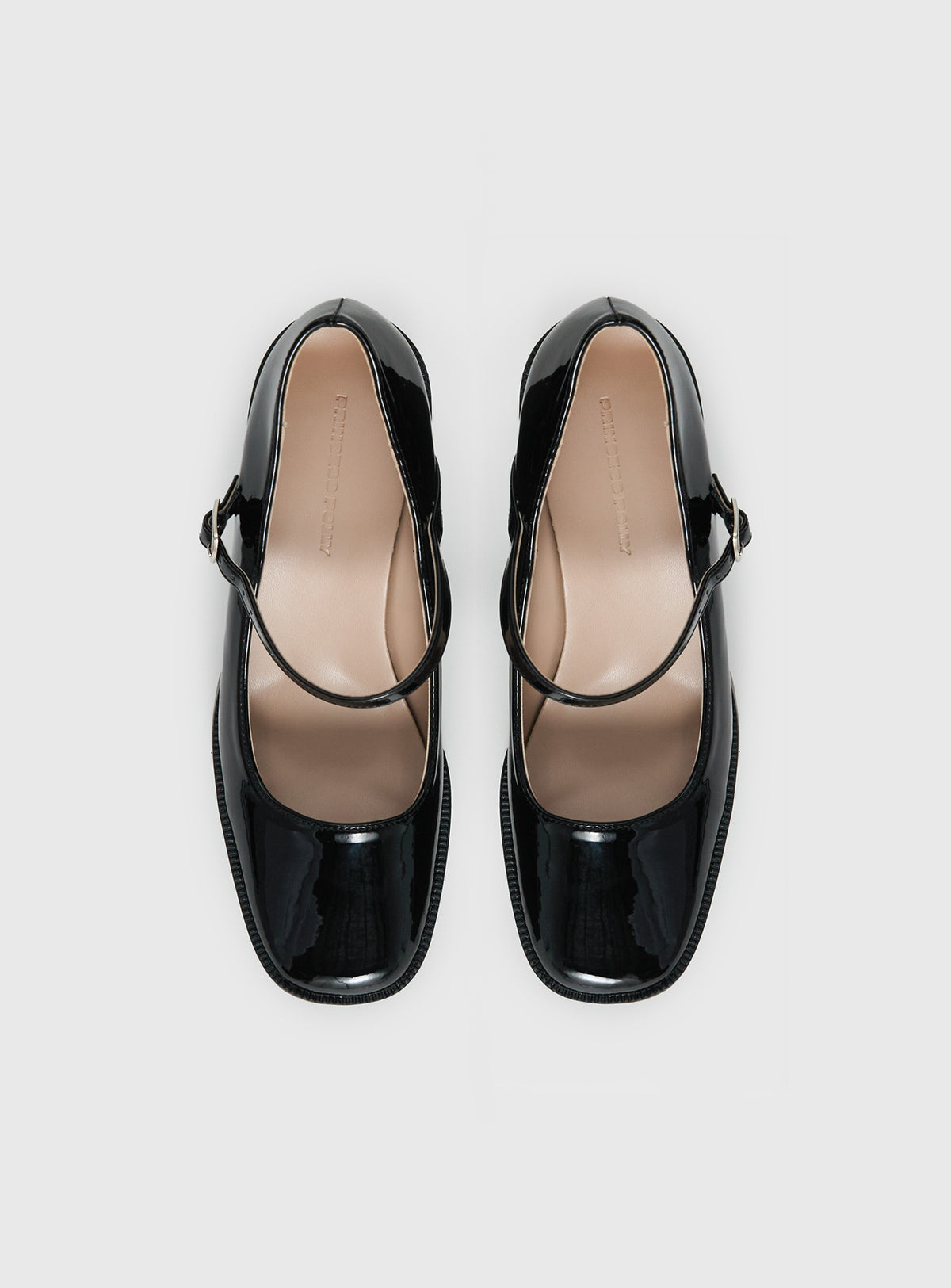 Regie Heels Black