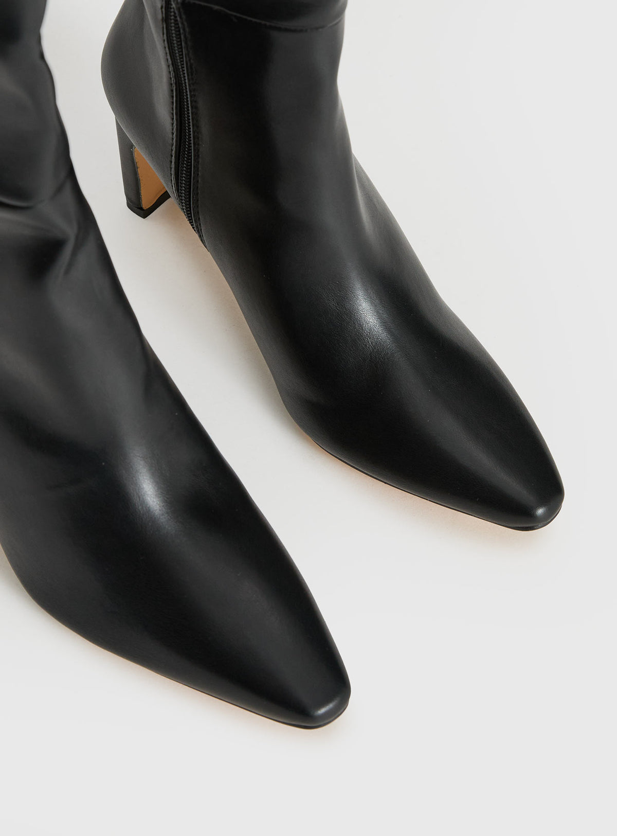 Colton Boots Black