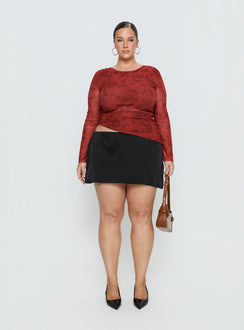 People Watching Long Sleeve Top Red Floral Curve