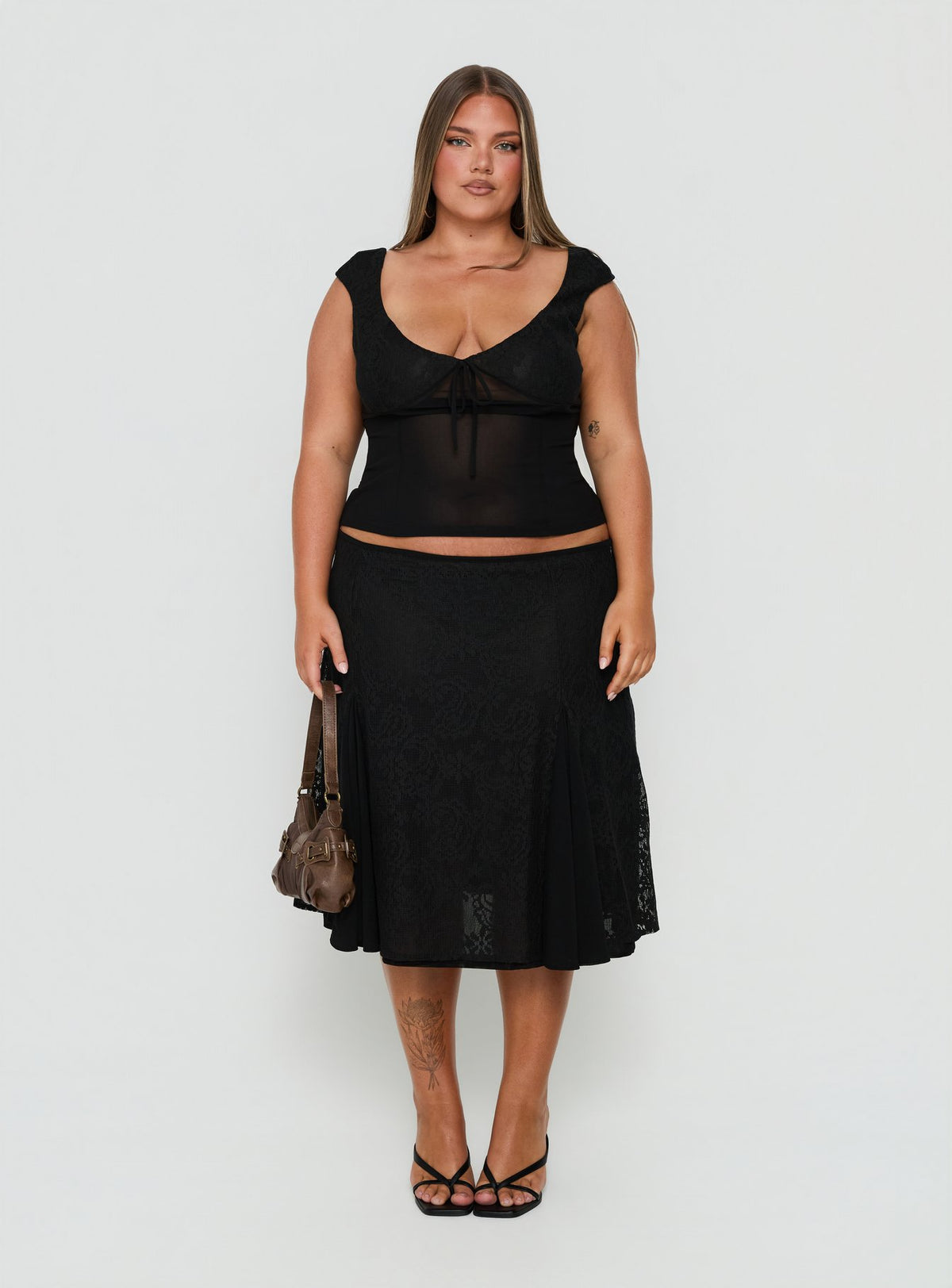 Quani Lace Midi Skirt Black Curve