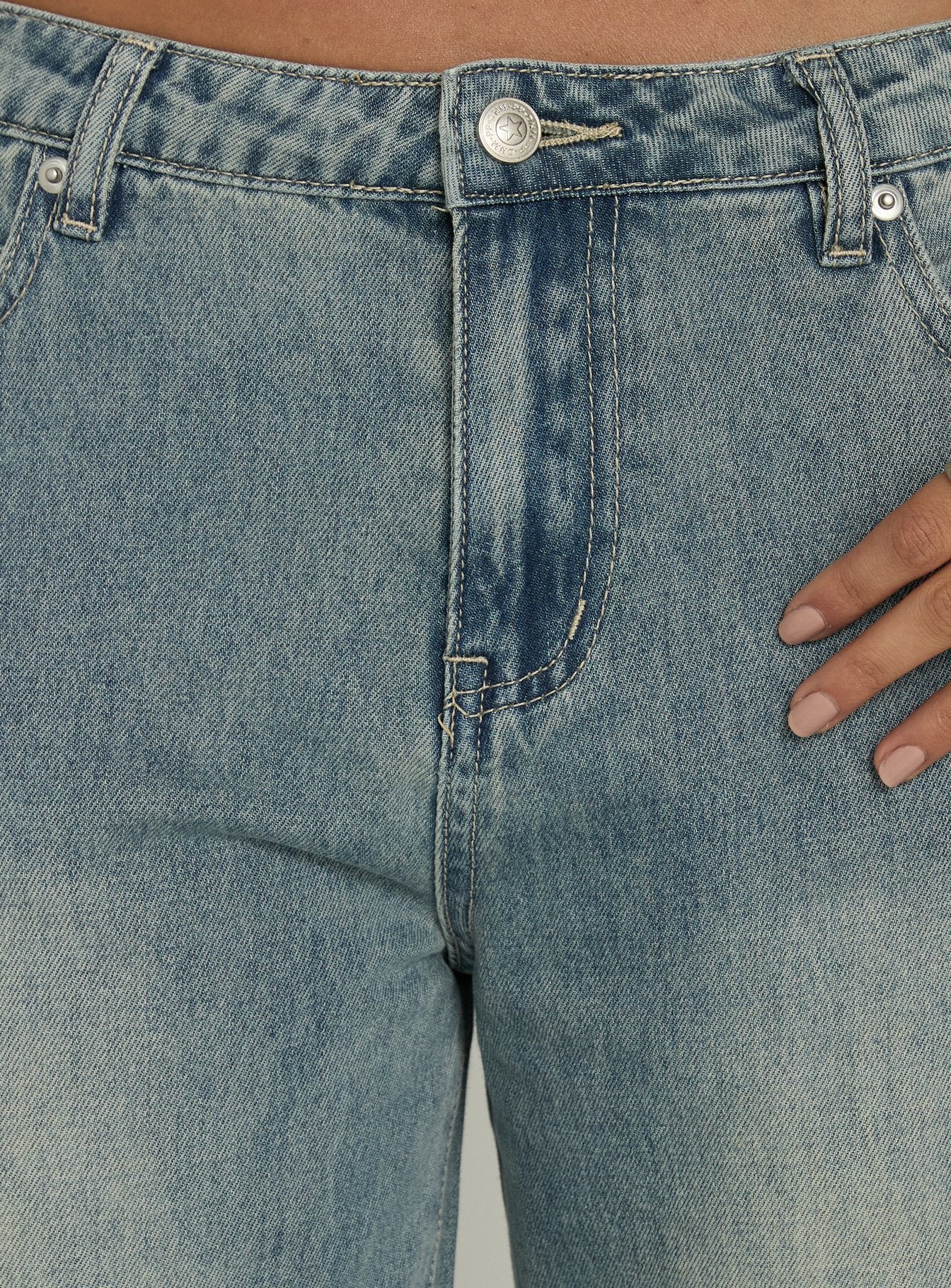 Showcasing Karlos Low Rise Cinched Baggy Jeans Vintage Mid Blue Wash womens-jeans with low-rise detail Princess Polly