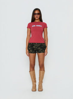 Local Celebrity Graphic Top Washed Red