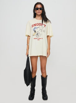 front view of model wearing Princess Polly Snoopy Championship Oversized Tee White Half Sleeves Crew Neck 