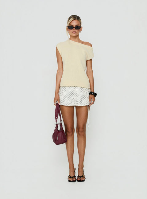 Ashfield Off Shoulder Top Lemon