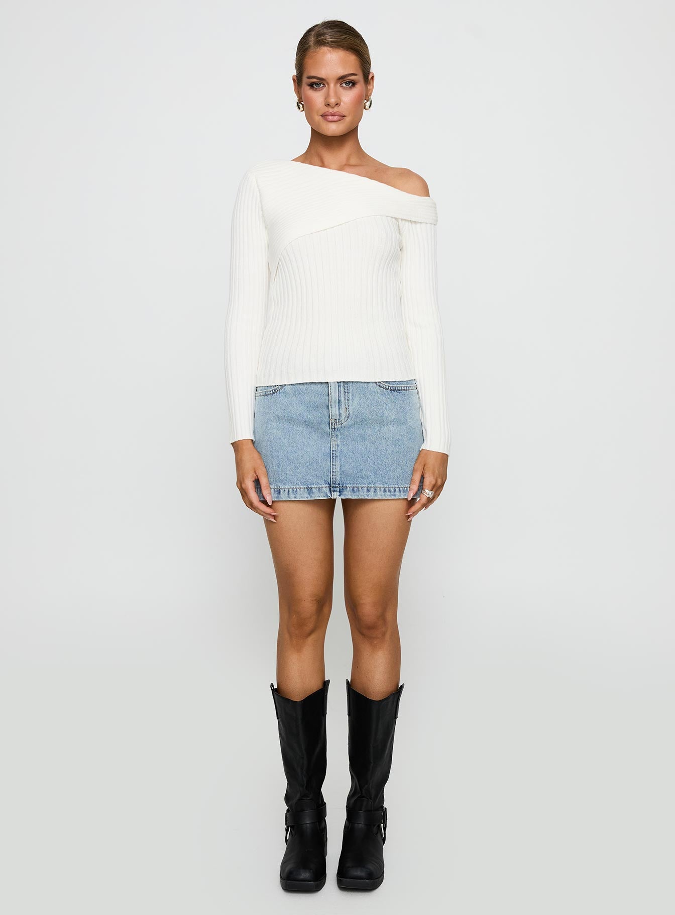 front view of model wearing Princess Polly Jaybell Cold Shoulder Sweater White Cropped Jumpers Jumpers 