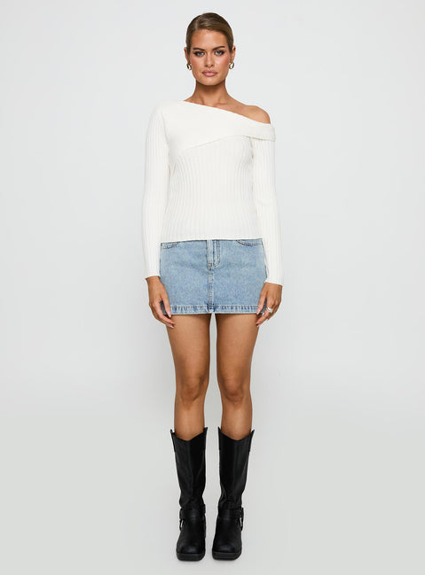 front view of model wearing Princess Polly Jaybell Cold Shoulder Sweater White Cropped Jumpers Jumpers 