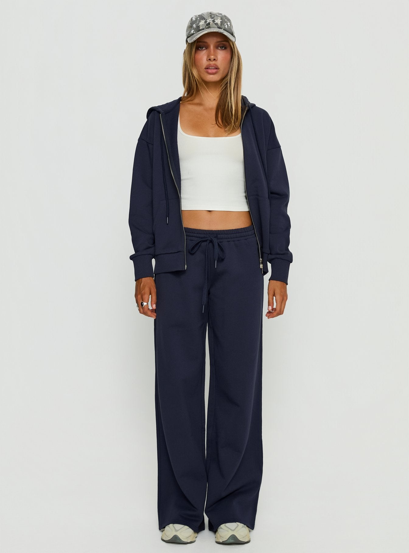 front view of model wearing Princess Polly All Day Oversized Hoodie Navy cropped 