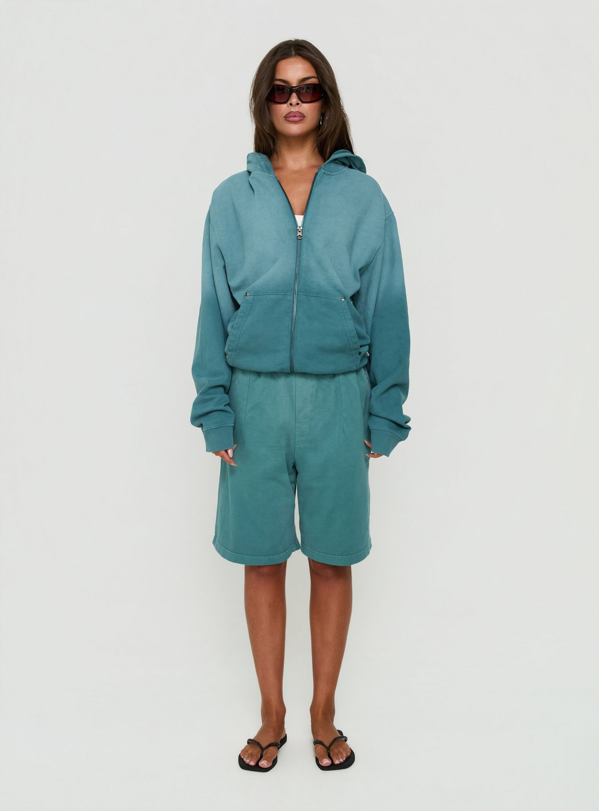 AT Fleece Baggy Jort Washed Teal