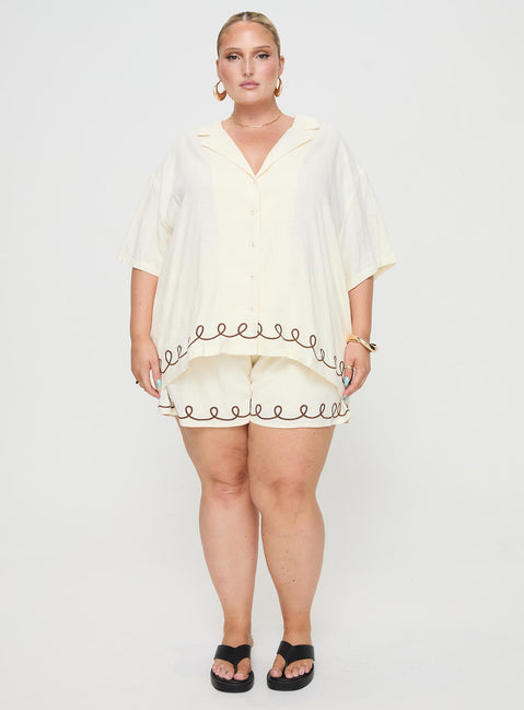 front view of model wearing Princess Polly Jamari Linen Blend Shorts Cream / Brown Curve High Waisted Shorts 