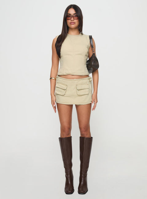 front view of model wearing Princess Polly Countryside Top Ecru Sleeveless Crew Neck 