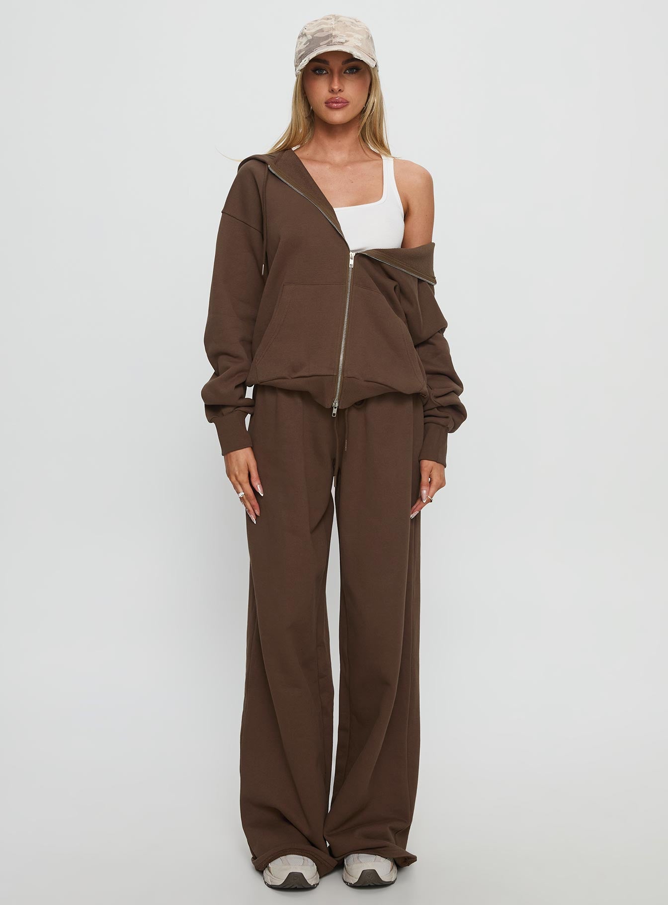 front view of model wearing Princess Polly All Day Oversized Hoodie Chocolate Longline Jumpers 