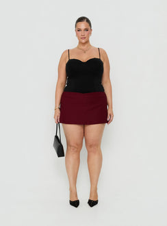 Can't Sleep Skort Burgundy Curve