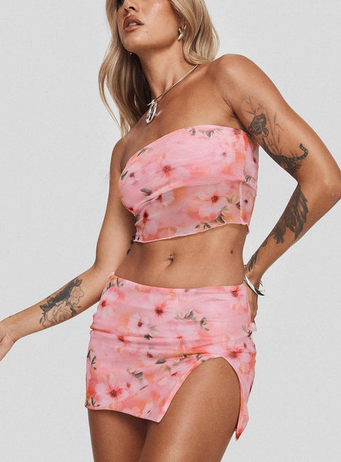 Matching set Mesh material, floral print, strapless style, inner silicone strip at bust, elasticated waist, split in hem Good stretch, fully lined  Princess Polly Lower Impact 