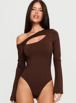 front view of model wearing Princess Polly Raissa Cut Out One Shoulder Bodysuit Brown Long Sleeve Tops 