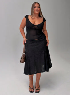 Quani Lace Top Black Curve