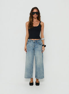 Featuring Sooki Low Rise Cropped Jeans in Light Vintage Blue womens-jeans front view of model wearing Princess Polly
