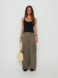 Showcasing the Hudsen Cargo Pants Khaki in womens-regular-pants featuring mid-rise front view of model wearing Princess Polly