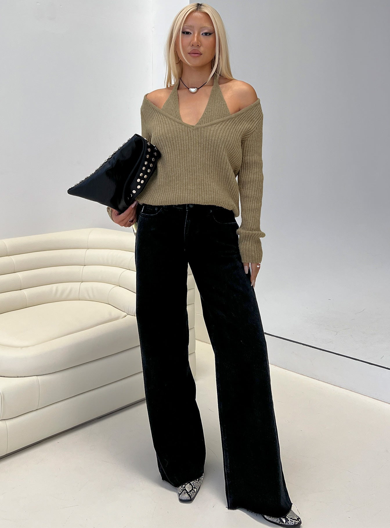 Elevate your look with Darla Low Rise Straight Leg Jeans in Washed Black womens-jeans featuring low-rise waist front view of model wearing Princess Polly