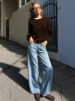 Featuring the Darla Low Rise Straight Leg Jean in Vintage Light Blue as womens jeans with low-rise front view of model wearing Princess Polly