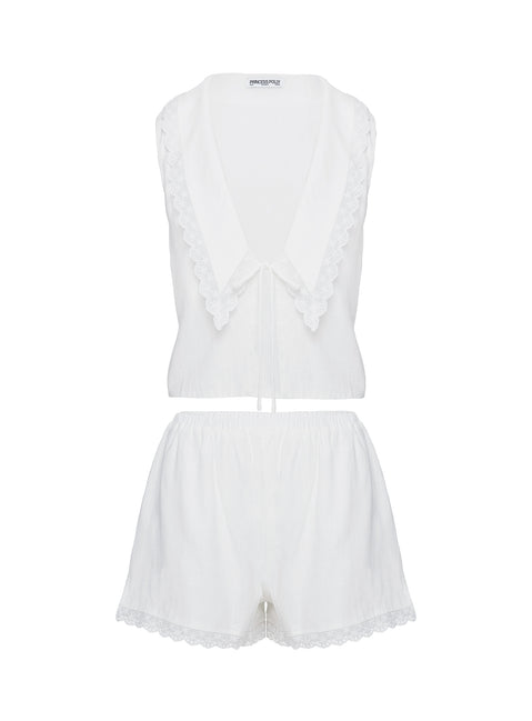 Two-piece set Top, Lapel collar, deep v-neckline, tie fastening at bust High-rise shorts, elasticated waistband, lace trim Non-stretch material, fully lined Cold gentle machine wash 