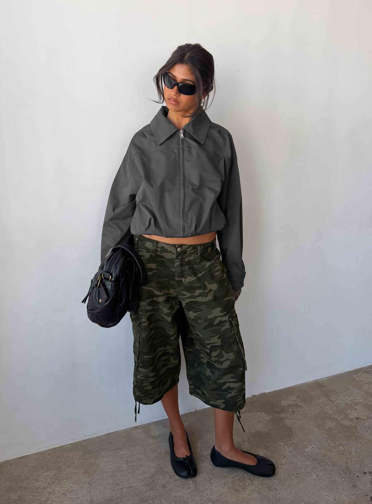 Hudsen Longline Cargo Shorts Camo Petite