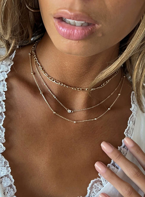 Elkie Dainty Necklace Set Gold