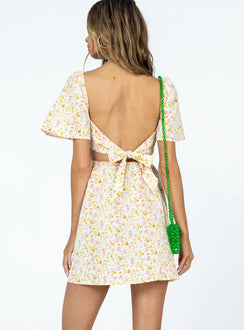 Front view of model wearing  front Princess Polly Scoop Neck  Summer Nights Mini Dress Floral