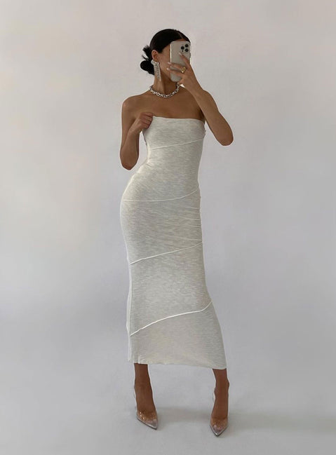Front view of model wearing  front Princess Polly Sweetheart Neckline  Oscar Midi Dress White